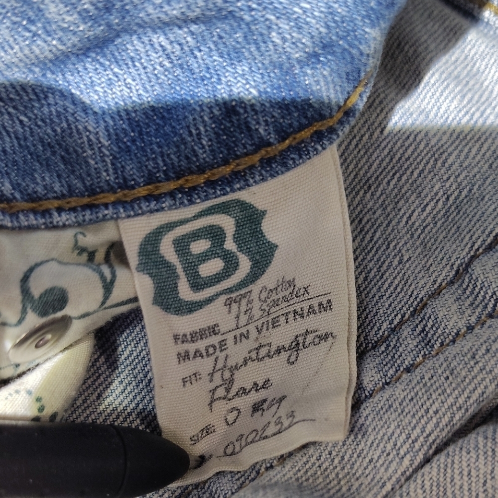 Bullhead Women's Boot Cut Jeans - Light Blue